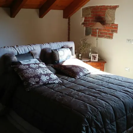 Relais Profumo Di Vino Bed and Breakfast Borgomanero Buitenkant foto