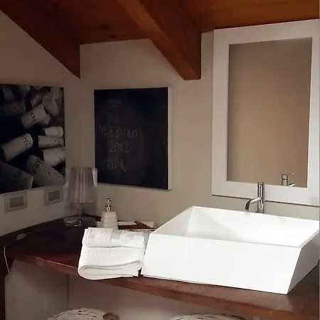 Relais Profumo Di Vino Bed and Breakfast Borgomanero Buitenkant foto