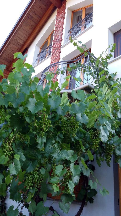 Relais Profumo Di Vino Borgomanero